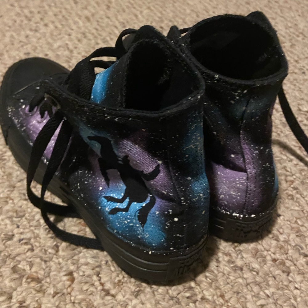 Ladies Converse size 6